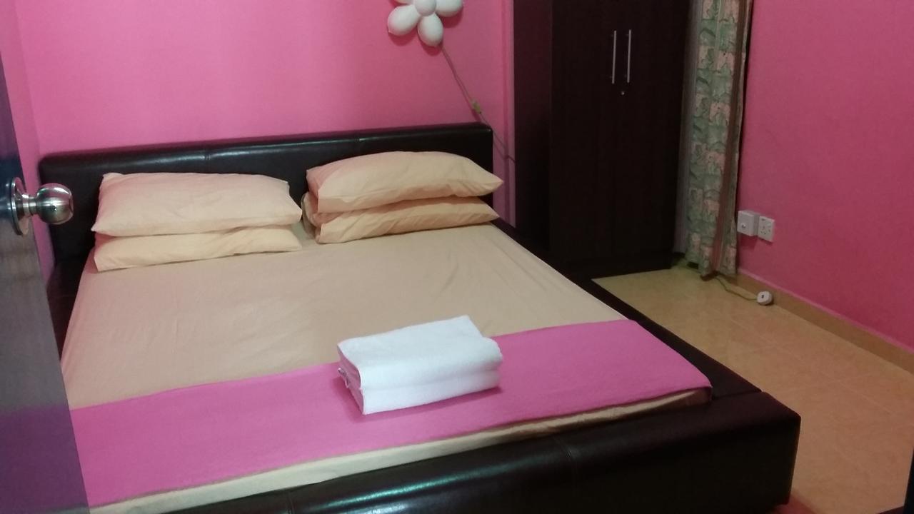 Rose Condo@ Cocobay Beach Resort Port Dickson Bagian luar foto