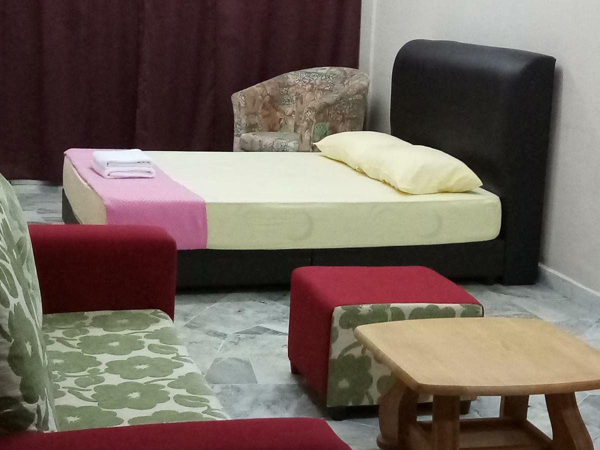 Rose Condo@ Cocobay Beach Resort Port Dickson Bagian luar foto