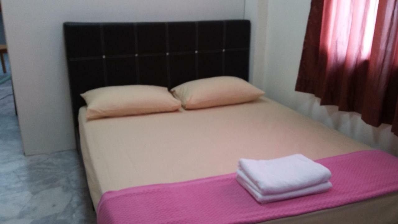 Rose Condo@ Cocobay Beach Resort Port Dickson Bagian luar foto