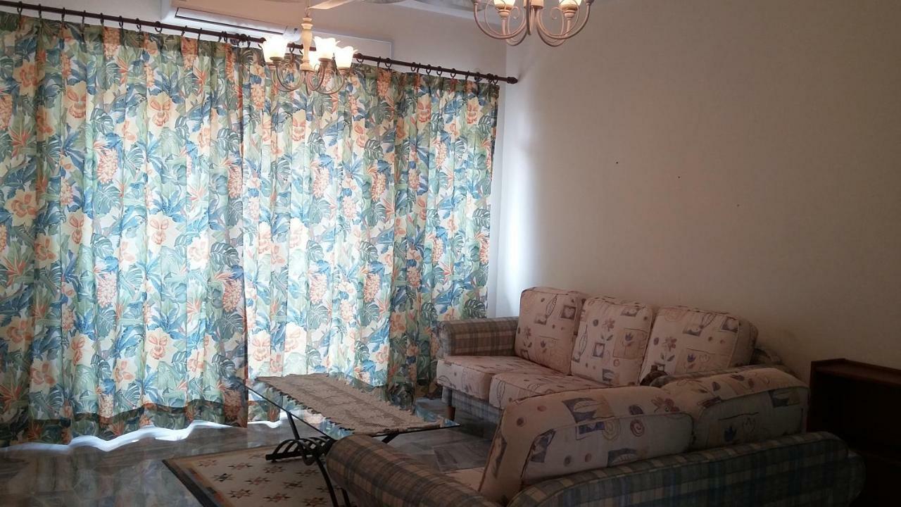 Rose Condo@ Cocobay Beach Resort Port Dickson Bagian luar foto