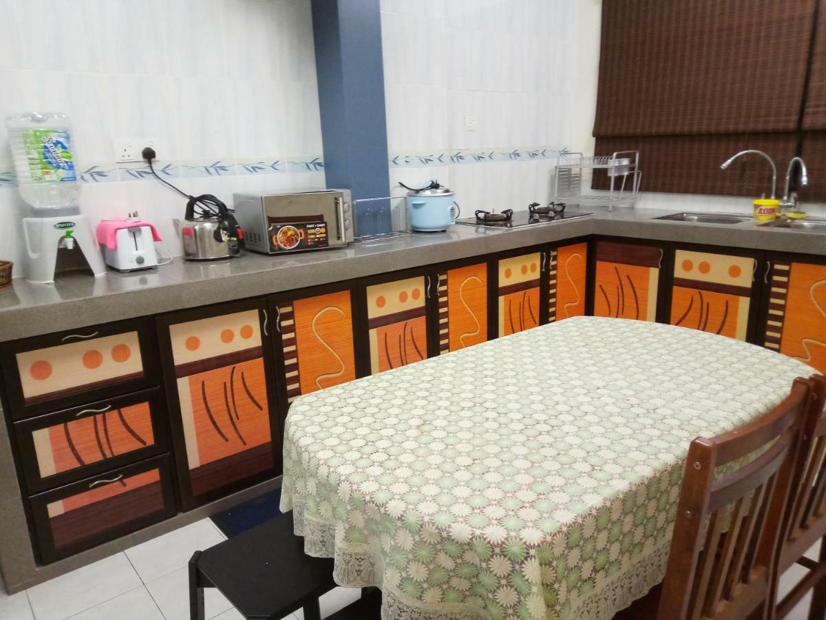 Rose Condo@ Cocobay Beach Resort Port Dickson Bagian luar foto